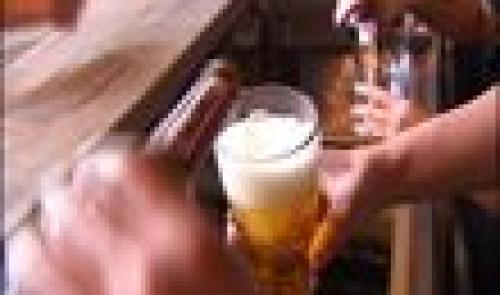 Présensentation d'une nouvelle bière au centre ville